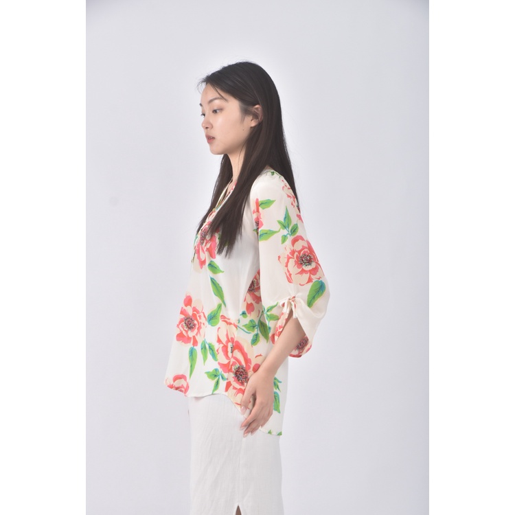 (S) yumi kim質感花卉白色長袖上衣二手衣, , large