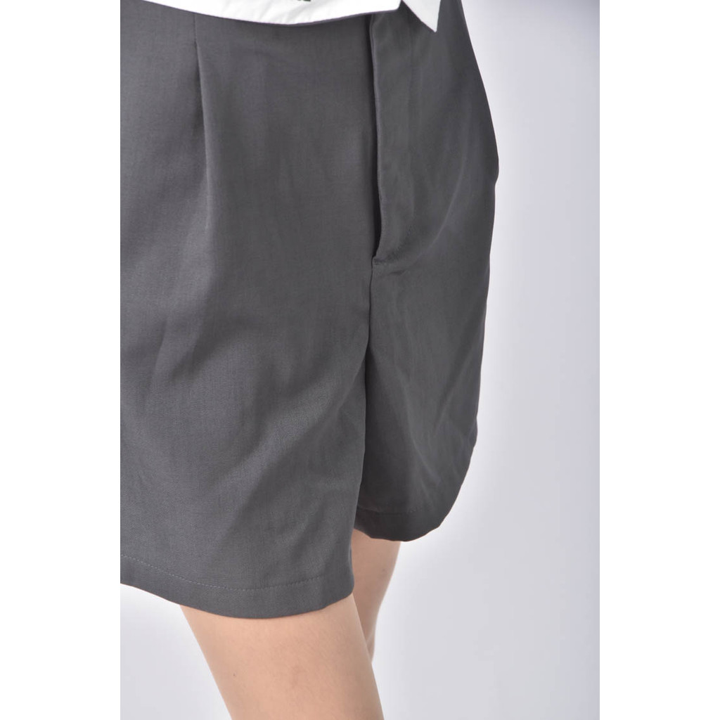 (2XL) 【董仔私服】dazy高腰灰色短褲二手衣, , large