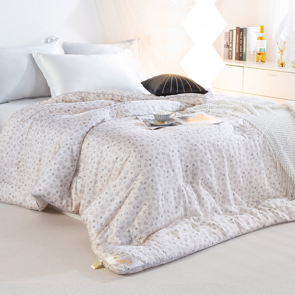 【Betrise貝翠絲】Cool Summer Childish Series 60-count 100% Tencel Quilt Children's Summer Quilt 100x120cm-Please note the color, if no note is made, it will be shipped randomly, , large