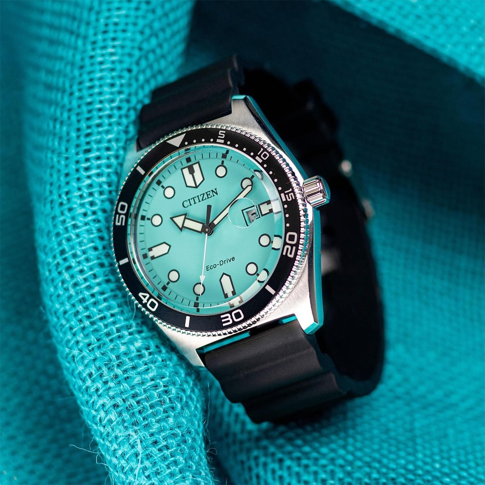 CITIZEN 星辰 光動能潮男時尚大三針手錶-湖水綠 AW1760-14X, , large