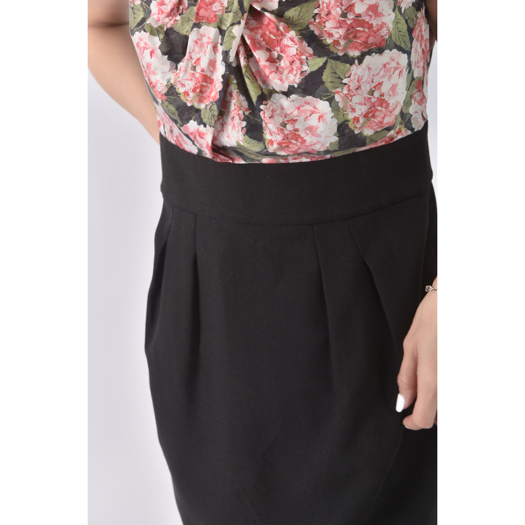 (S) laicarfore anita su花卉黑色洋裝二手衣, , large