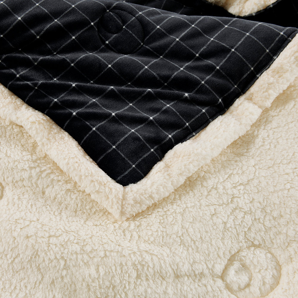 [LY SHIN BEDDING] Betrise Calm Black | Simple Milk Velvet X Lamb Velvet  Hemming Double-sided thickened multi-functional warm quilt (big size 180X210CM), , large