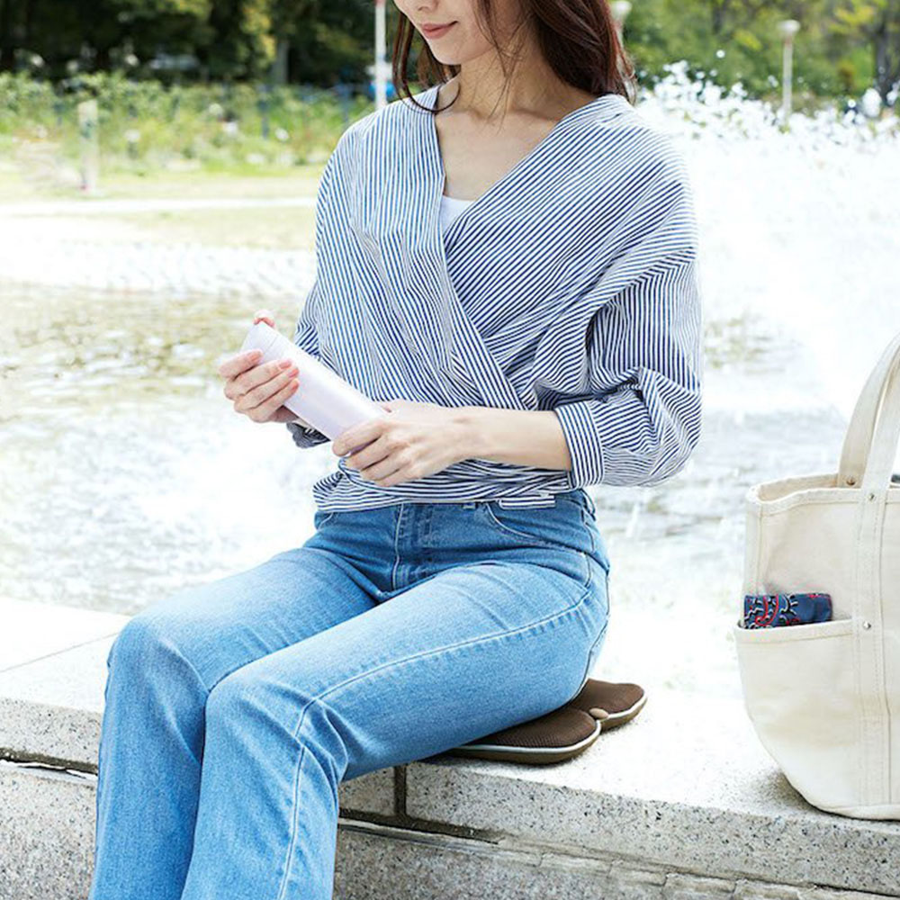 【日本COGIT】蜂巢凝膠 蝶型可攜式 透氣 涼感舒壓 坐墊 靠墊-大地棕(日本限量進口), 大地棕, large