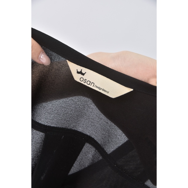 (S) osan質感無袖黑色上衣二手衣, , large