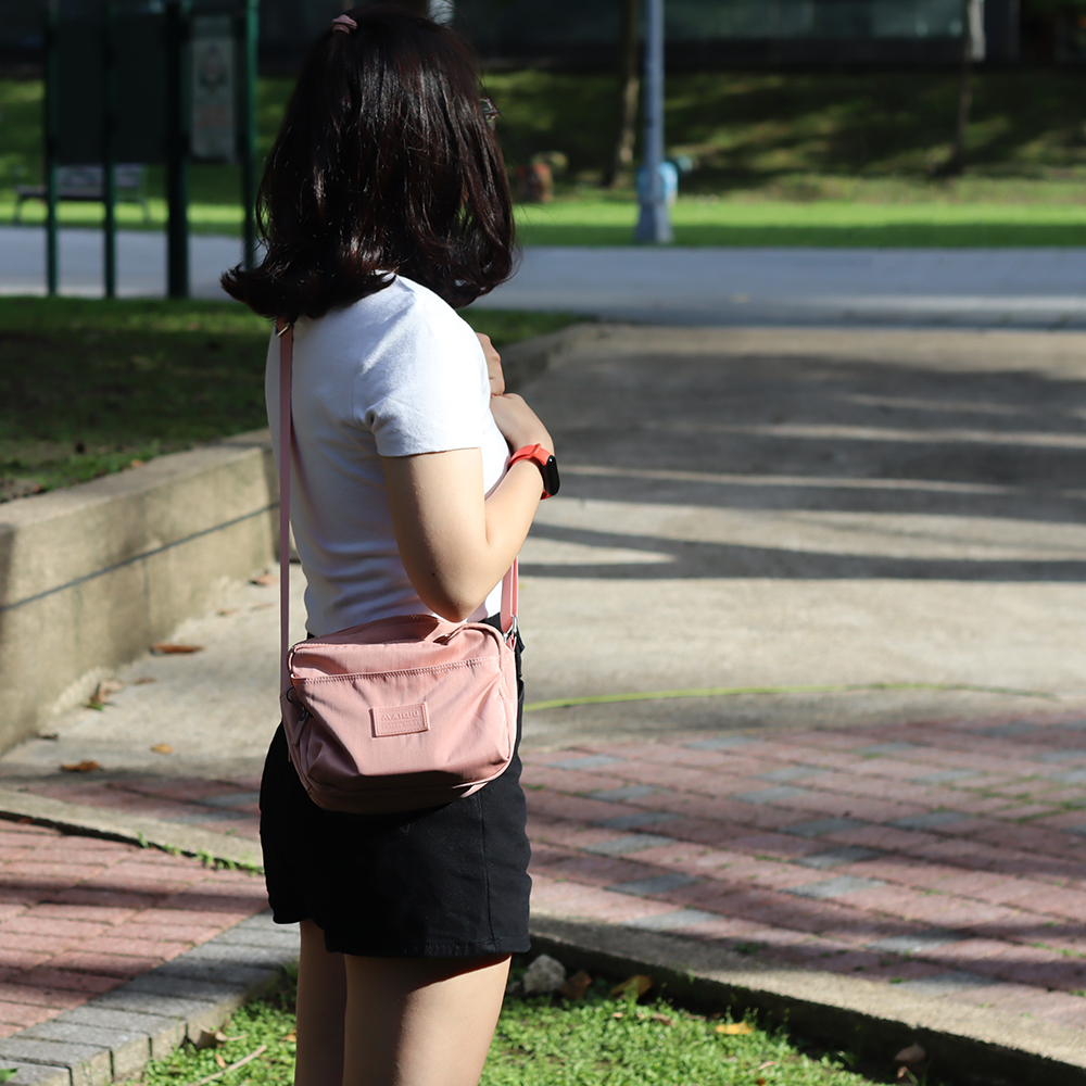 【MQ】FRIEDA Multi-layer zipper crossbody bag, , large