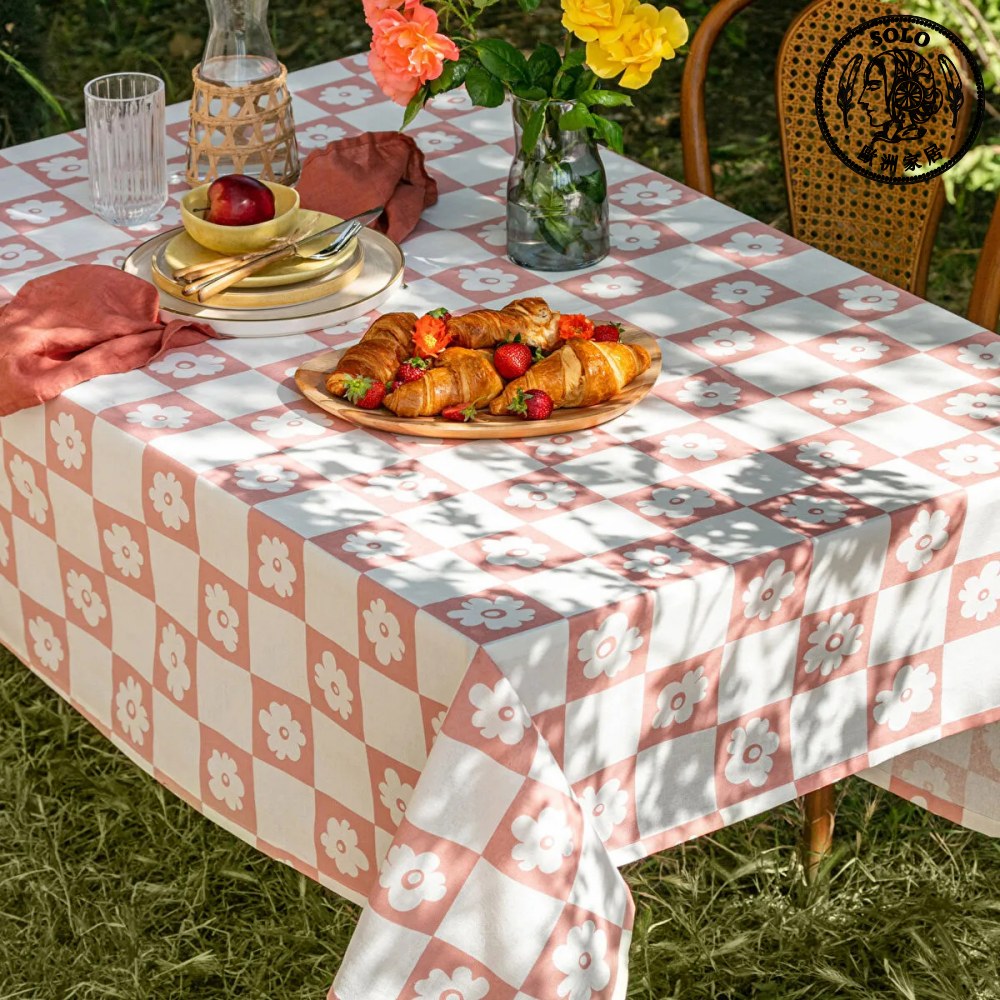 【SOLO Vintage】LCW Home 150x150cm Pink Flower Table Cloth Made in Turkey