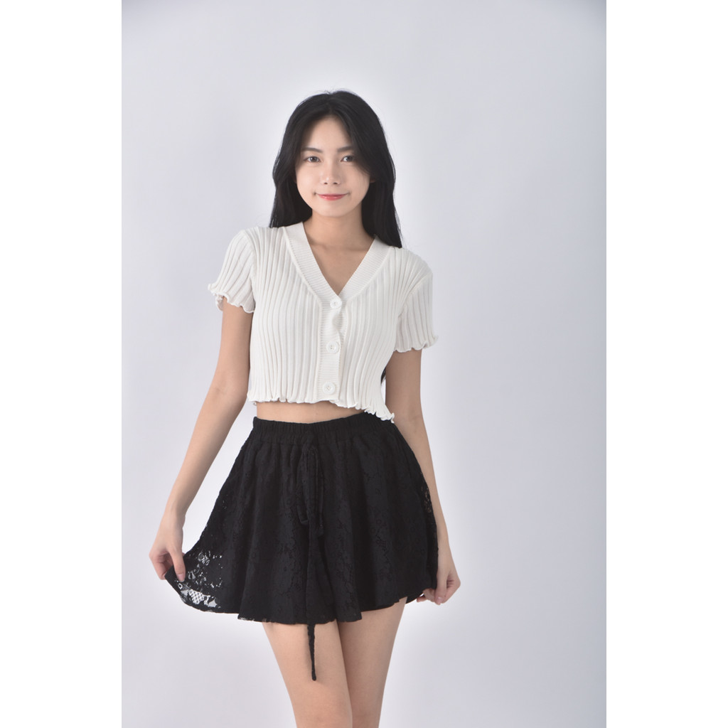 (S) yoco高腰質感黑色短褲二手衣, , large