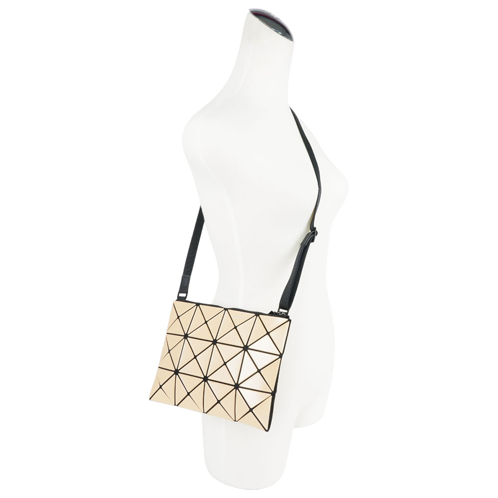 ISSEY MIYAKE BAO BAO LUCENT 3X4 金屬亮面斜背包(米色), , large