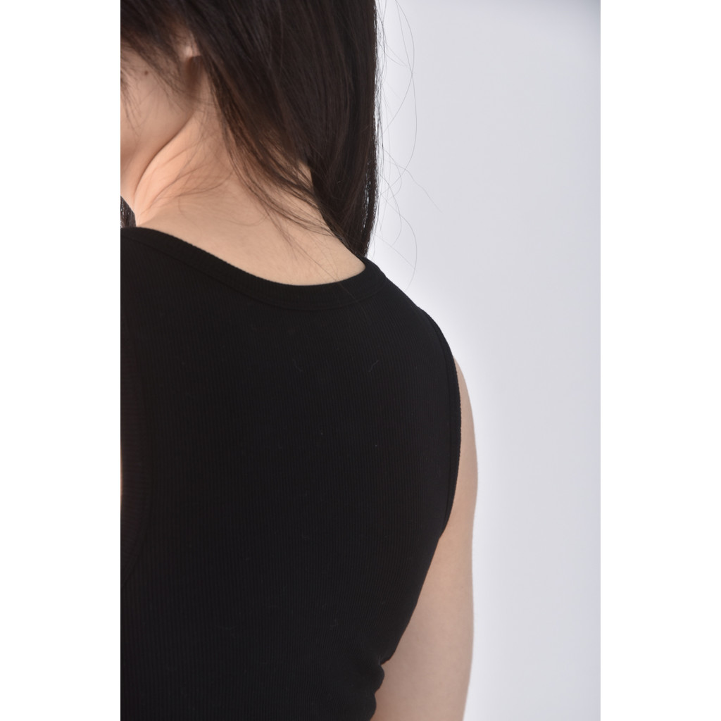 (S) 【里唯私服】bello store質感圓領黑色短袖上衣二手衣, , large