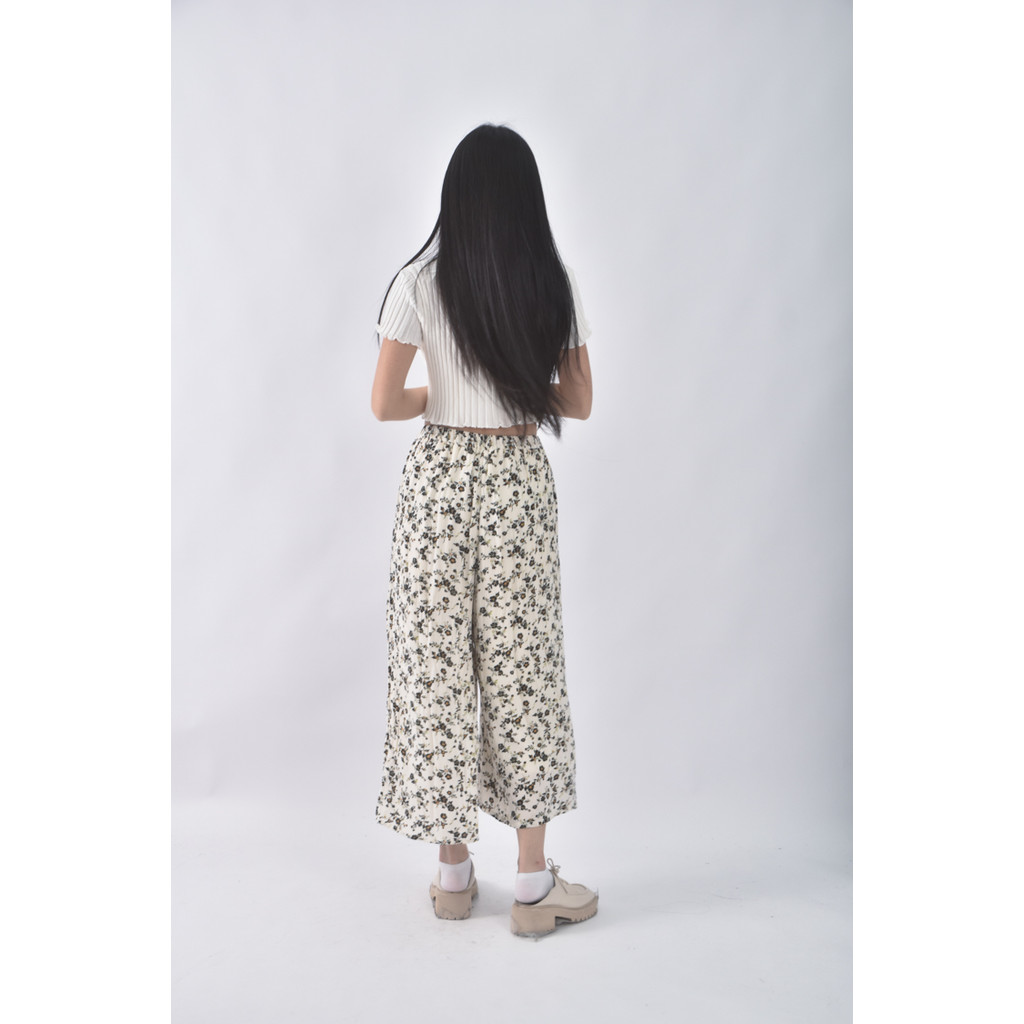 (S) gu高腰質感杏色長褲二手衣, , large