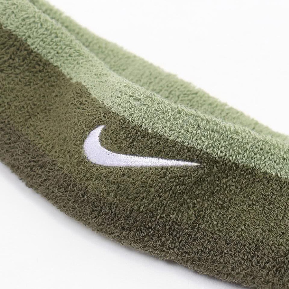 NIKE SWOOSH頭帶 止汗髮帶 健身 訓練 跑步 戶外運動 簡約 素色 吸汗 乾爽 透氣 彈性 柔軟 舒適 軍綠白, , large