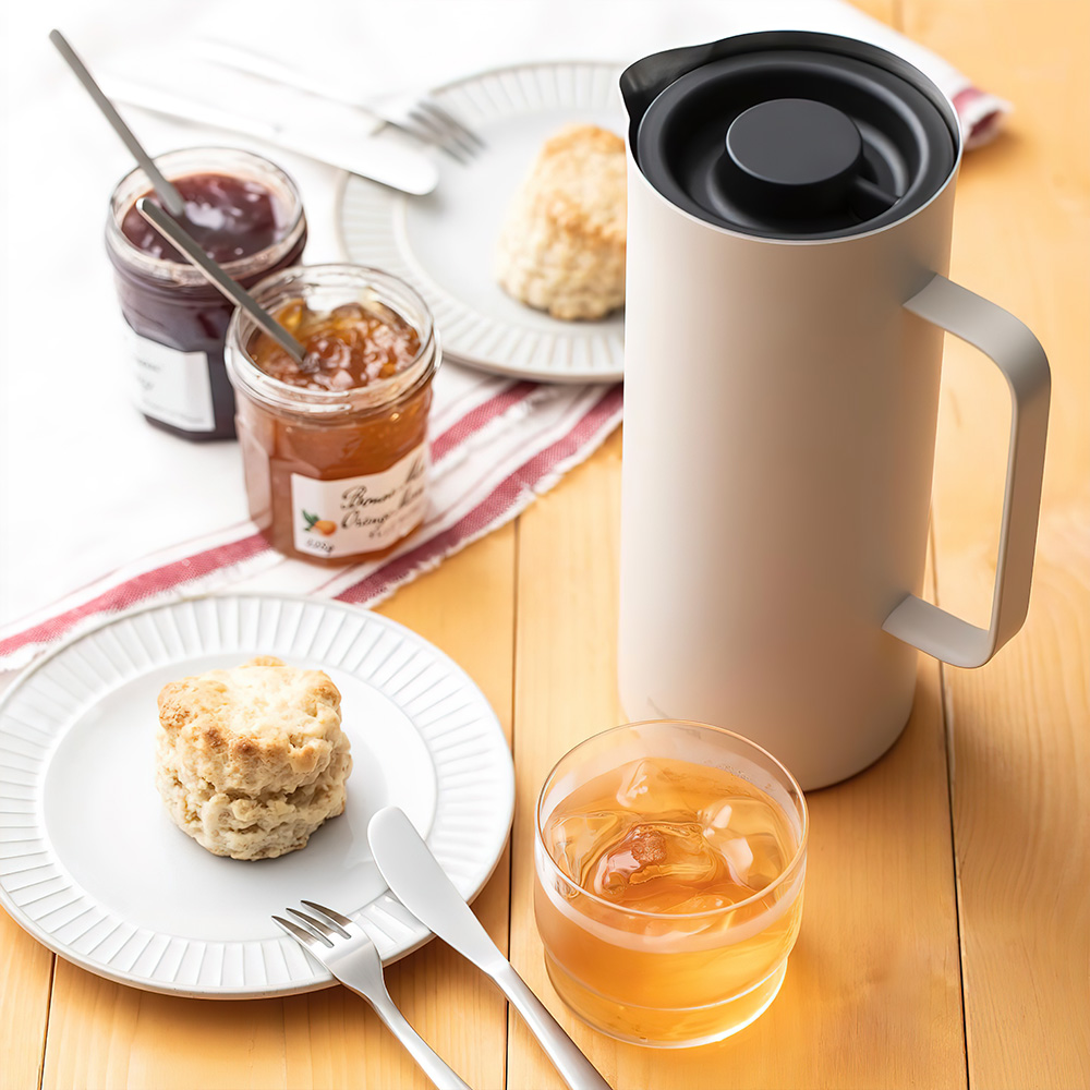 【日本孔雀Peacock】Living Pot 時尚保溫壺 不鏽鋼水壺 桌上壺 1.0L-亮紅色, , large