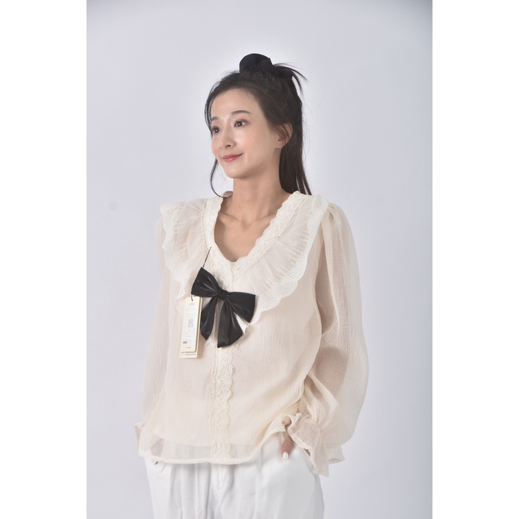 (M) 【安于晴Charlene私服】yun feina質感花邊領口杏色長袖上衣二手衣, , large
