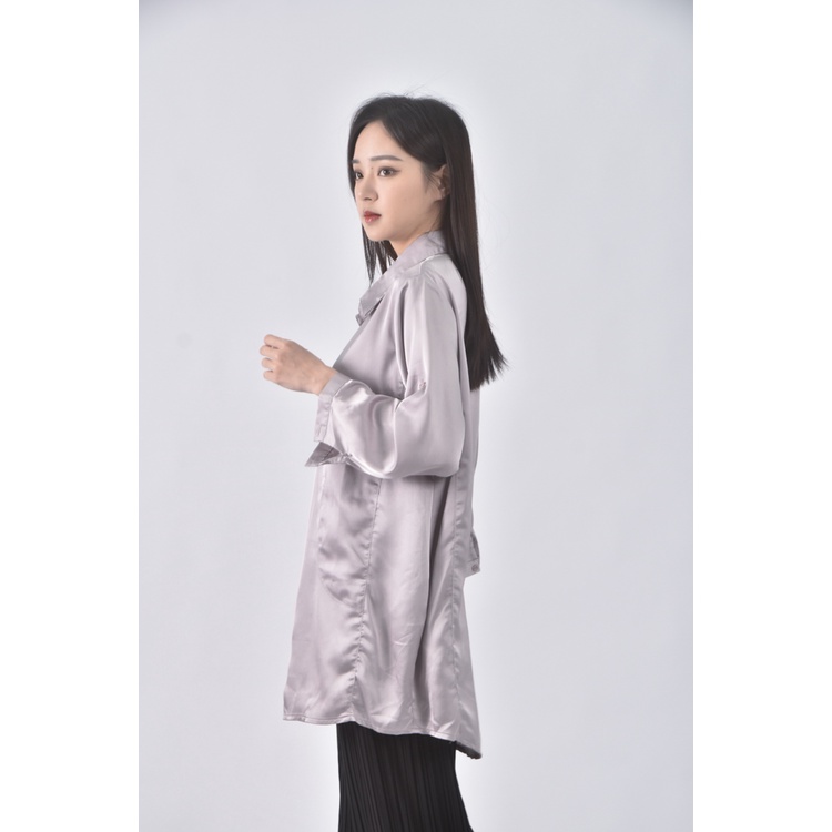 (L) in extenso質感緞面灰色長袖上衣二手衣, , large