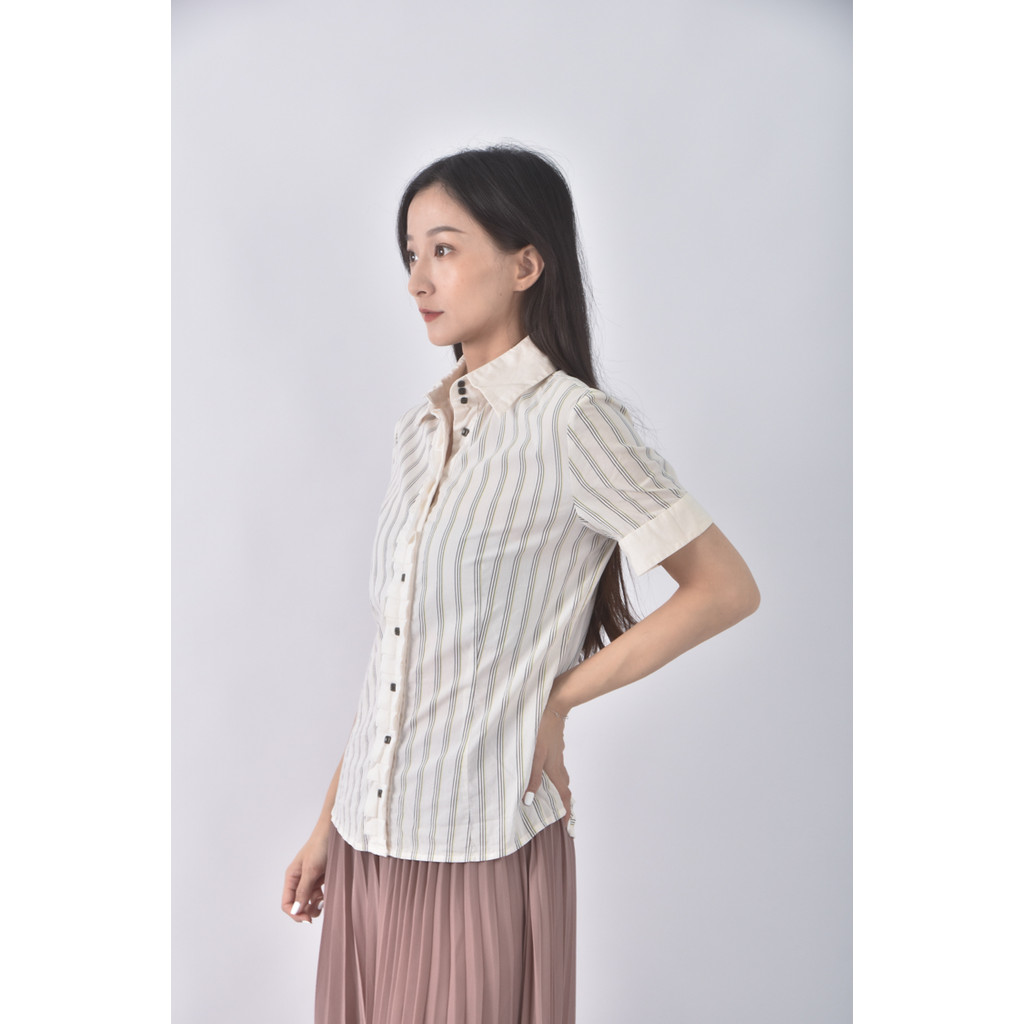 (S) g2000排扣白色短袖上衣二手衣, , large