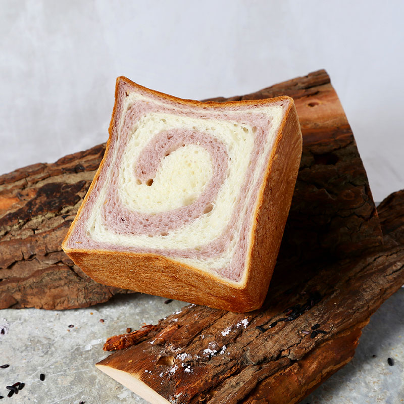 PASADENA Two-color Toast with Organic Purple Brown Rice, , large