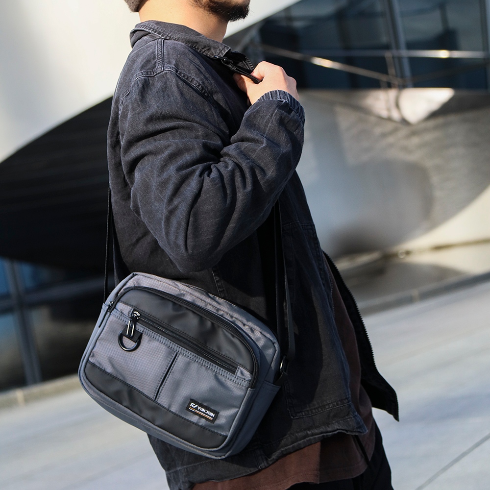 【YUNJOIN】AXIS 潮流斜背包-灰色   上班族 學生 業務 資料斜肩包 外出小包, , large