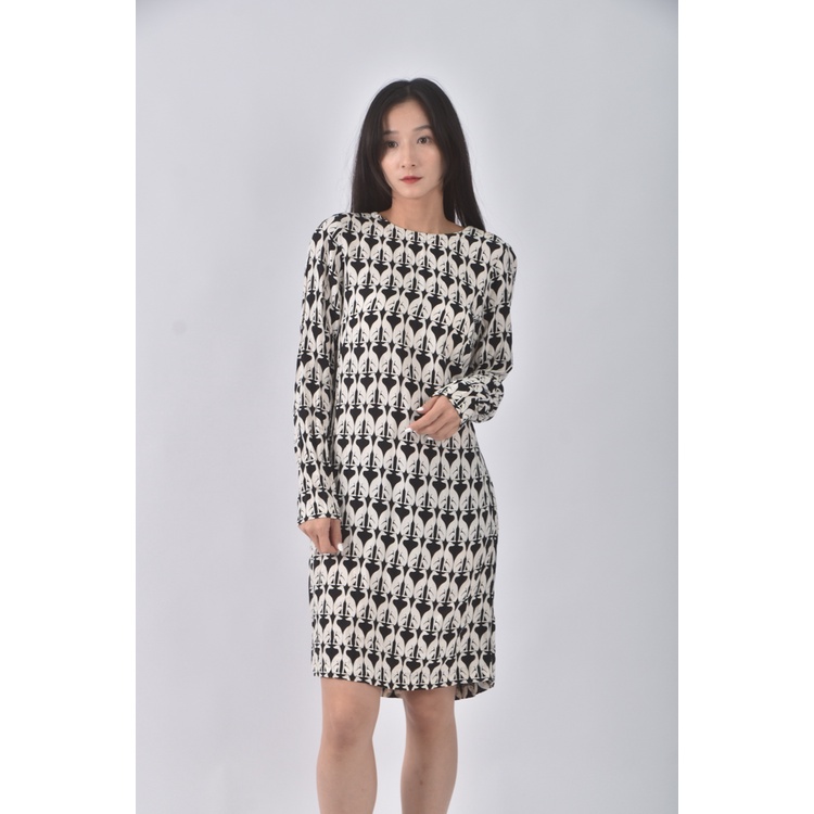 (S) 質感跳色黑色洋裝二手衣