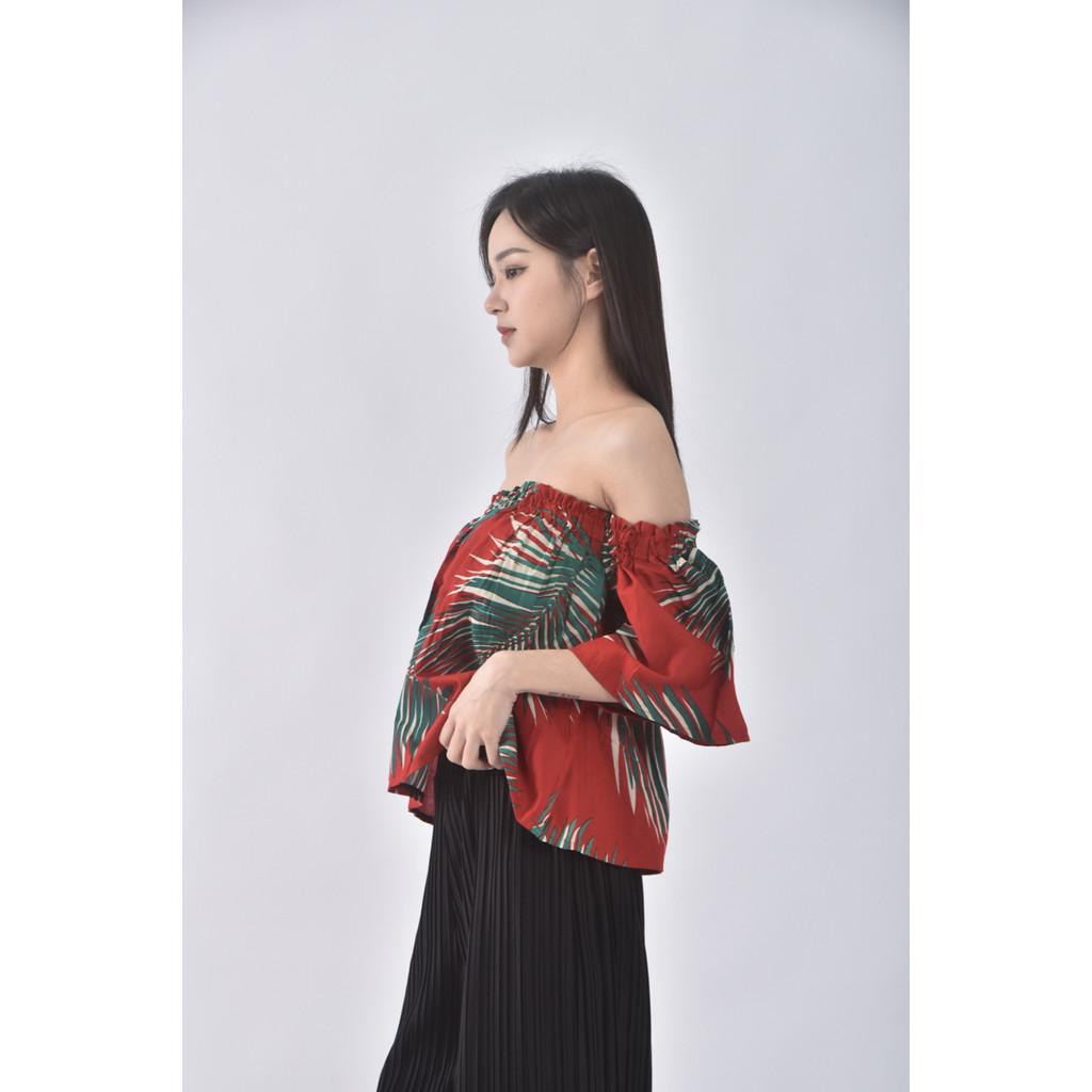 (L) 質感印花一字領紅色上衣二手衣, , large
