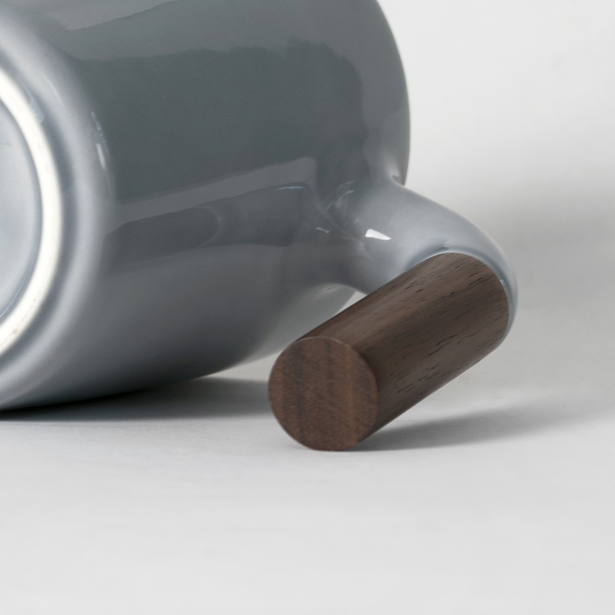 HMM Mugr Cloud Walnut, , large
