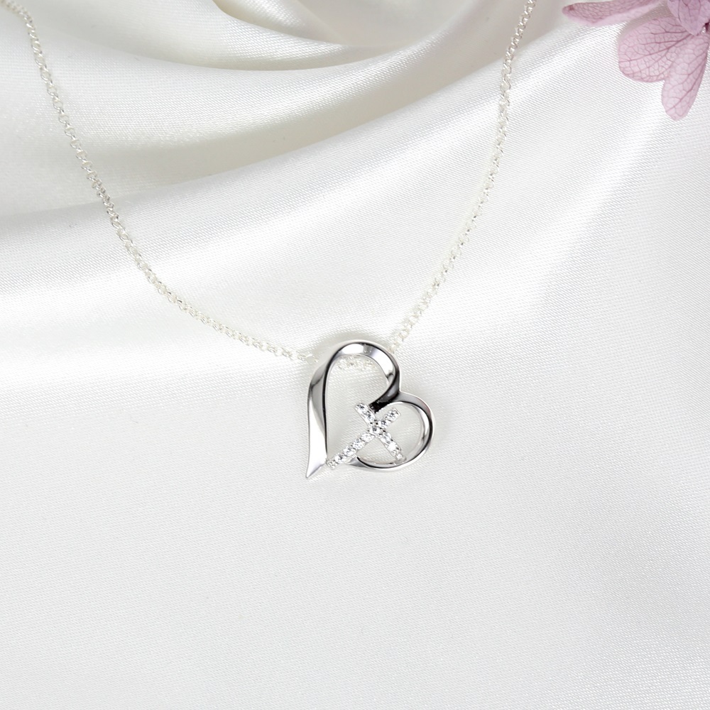 【Angel & Me】愛心 微鑲 十字架 瑞士 鑽石 s925 純銀 項鍊 禮物, , large