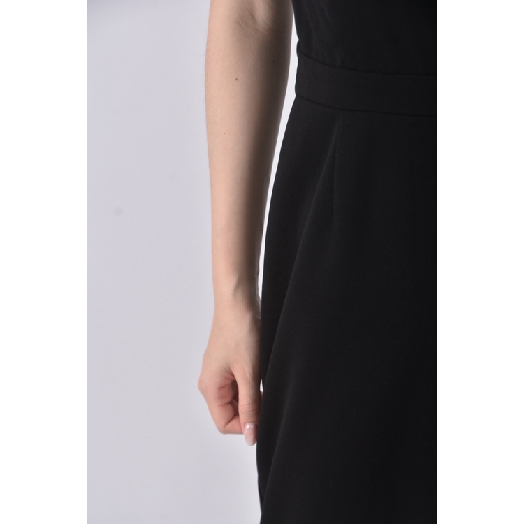 (XL) shein素面黑色連身裝二手衣, , large