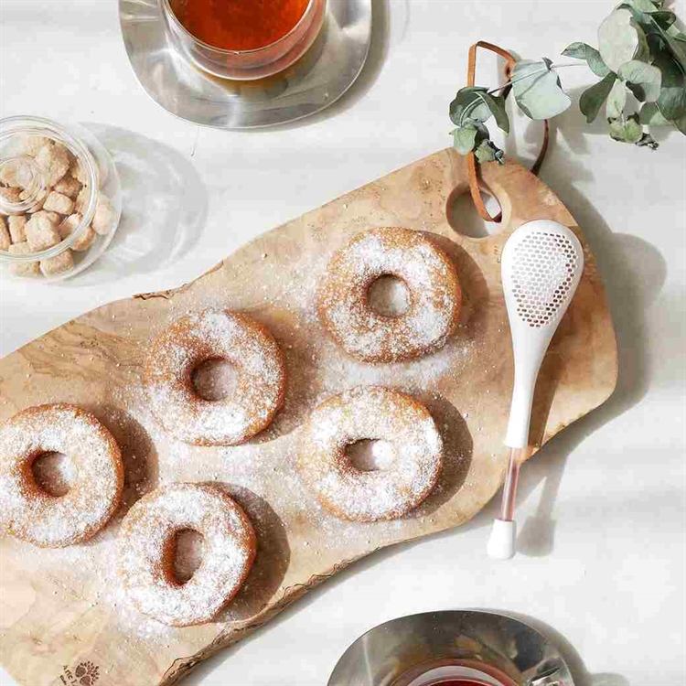 Shake the powder sieve, , large