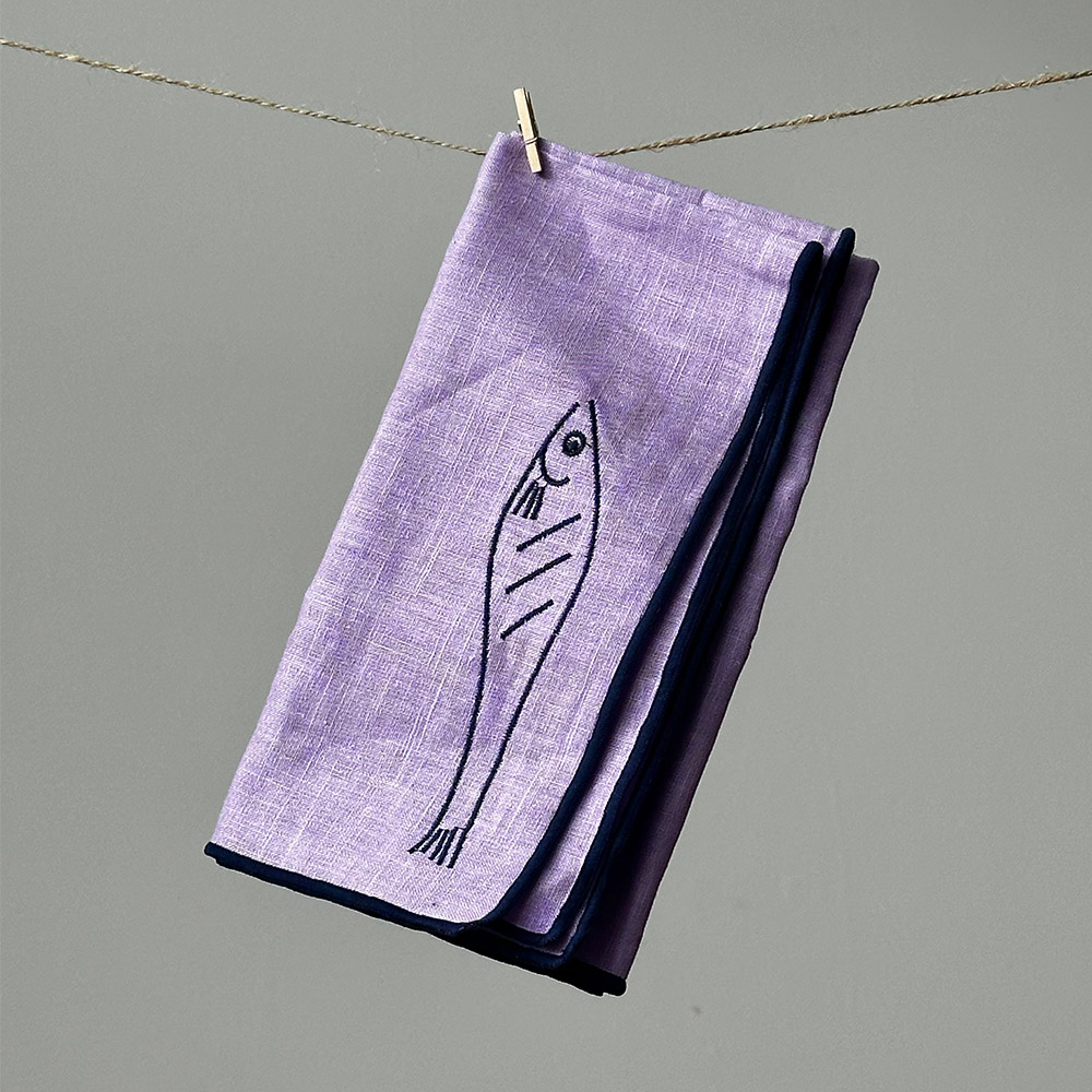 【英國 MÆGEN】刺繡棉麻餐巾組-淺紫 (沙丁魚), , large