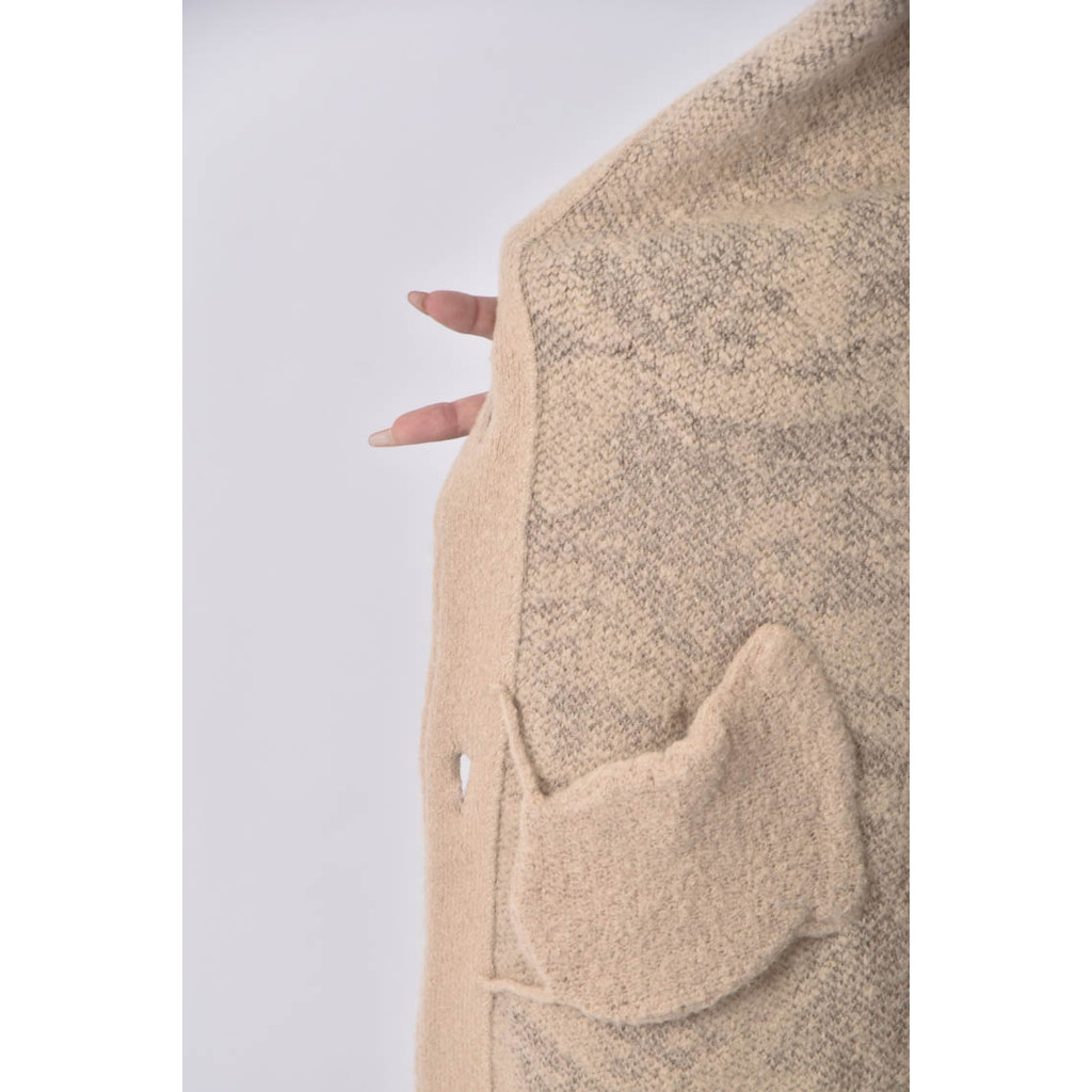 (M) anteprima排扣杏色外套二手衣, , large