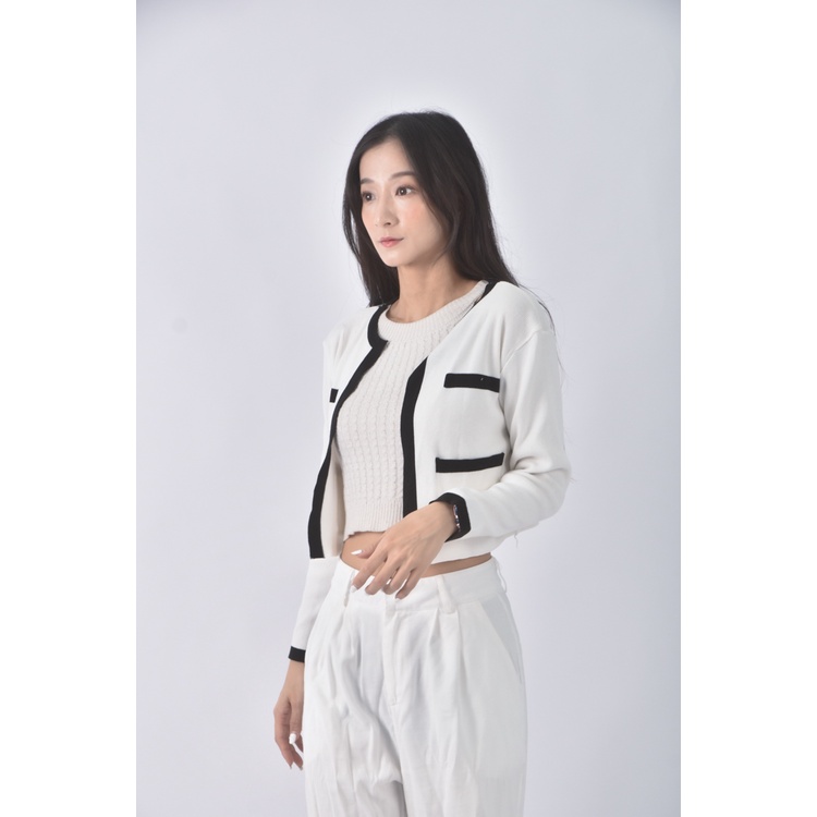 (S) 【安于晴Charlene私服】質感修身短版跳色白色罩衫二手衣, , large