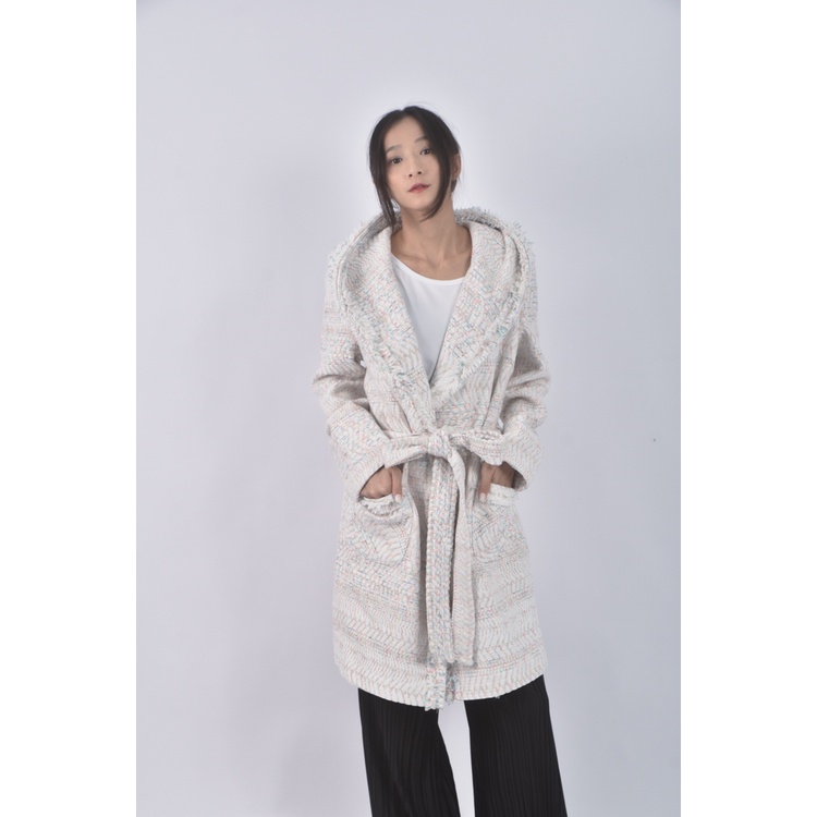 (XL) petit camelia厚磅長版白色綁帶外套二手衣, , large