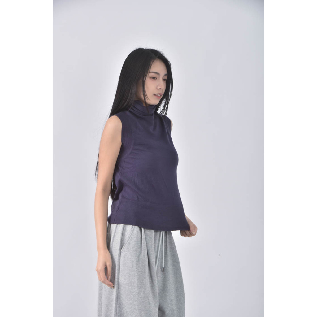(XS（含）以下) liviana conti高領藍色上衣二手衣, , large