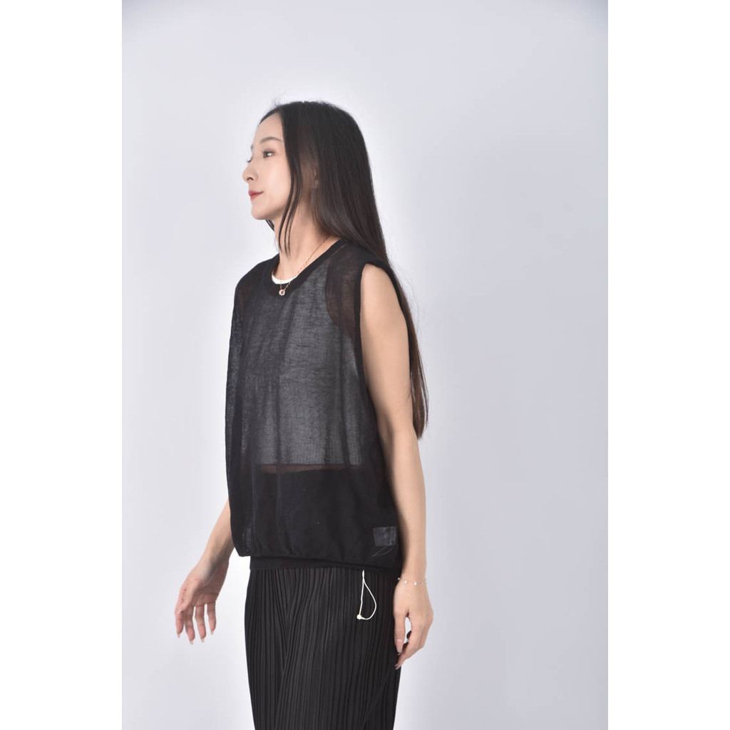 (XL) lativ亞麻圓領黑色上衣二手衣, , large