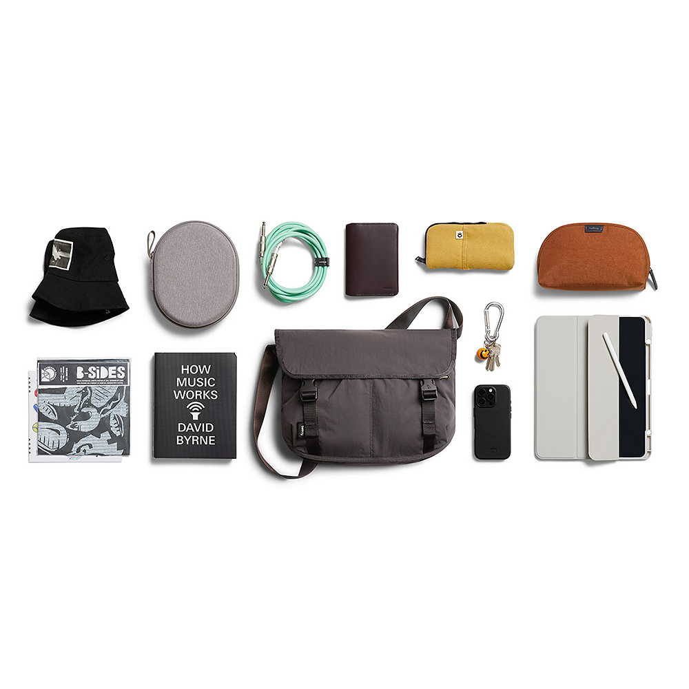 Bellroy 隨身斜背包12L 旅行包 側背包 筆電包 禮物 送禮 推薦(炭灰色)BHMB-BKR-243, , large