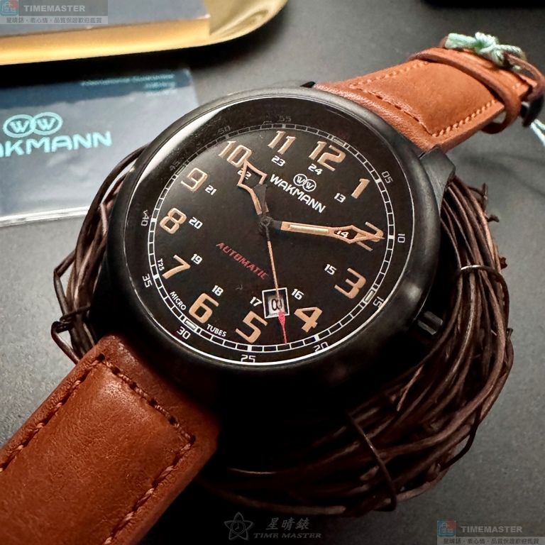 [星晴錶業]WAKMANN手錶,44mm,WA00038黑色錶面黑錶殼咖啡色真皮皮革錶帶款