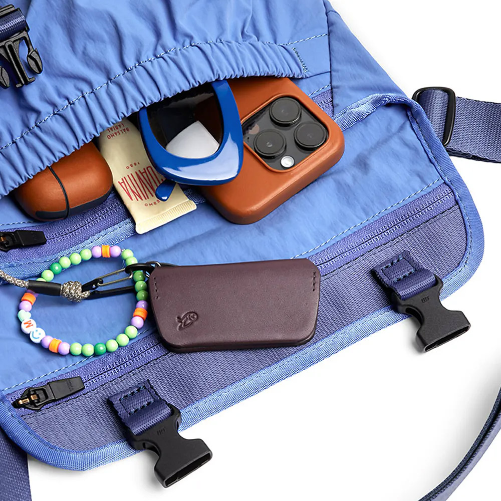 Bellroy 束帶系列迷你隨身斜背包6L 都市隨身包 側背包 小包 收納隔層 禮物 送禮 推薦(丹寧藍)BHMA-DNB-243, , large