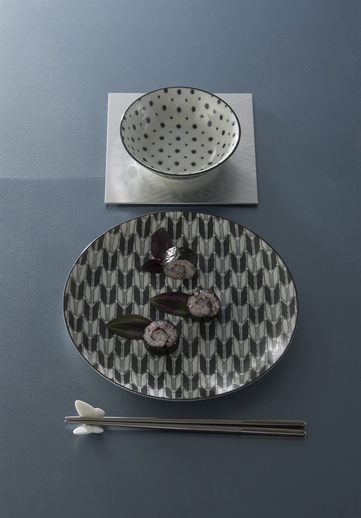 Komon dinner plate (Ichimatsu), , large