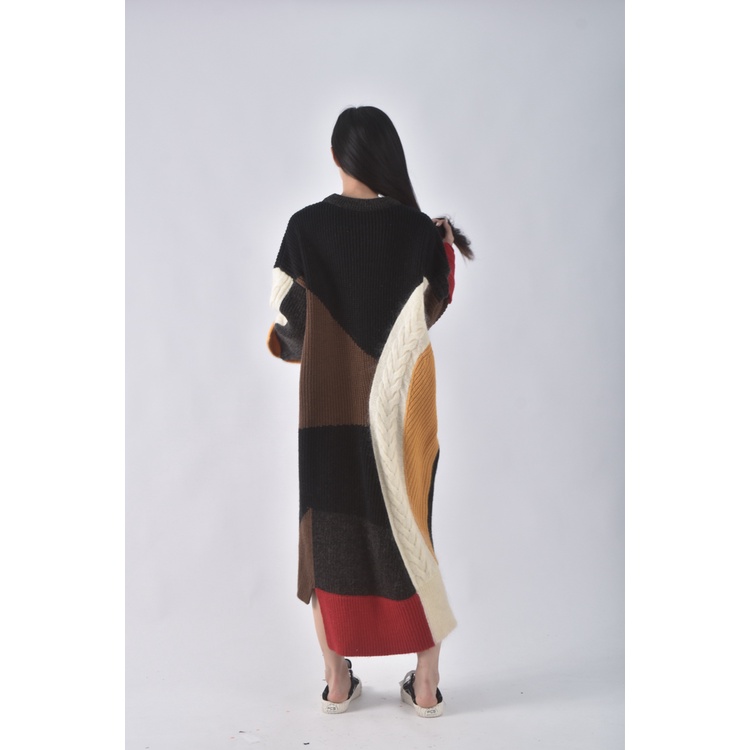 (2XL) 【陳喬恩私服】拼色毛衣黑色洋裝二手衣, , large