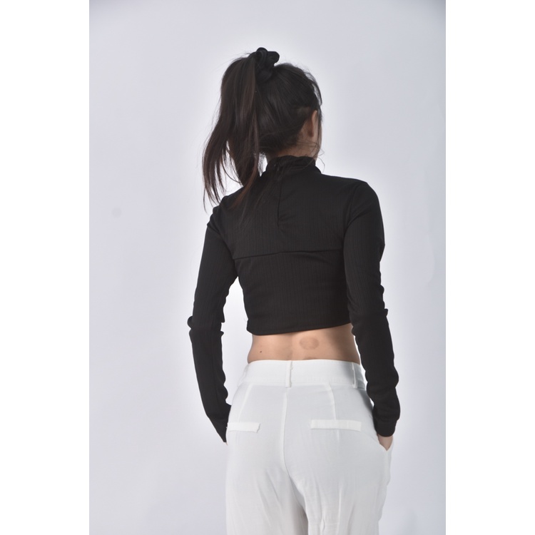 (S) 【安于晴Charlene私服】kulu studio質感修身短版透膚黑色長袖上衣二手衣, , large