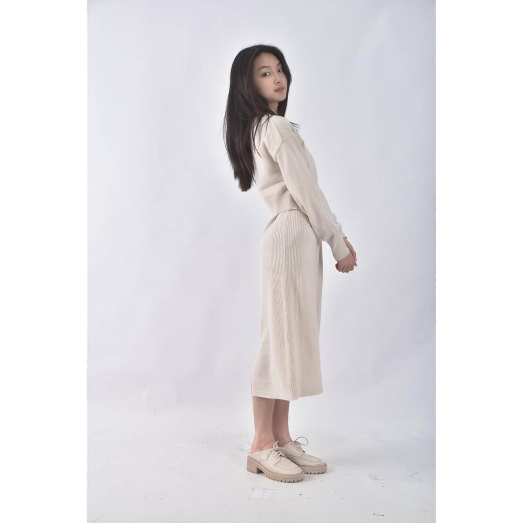 (S) gu兩件式杏色洋裝二手衣, , large