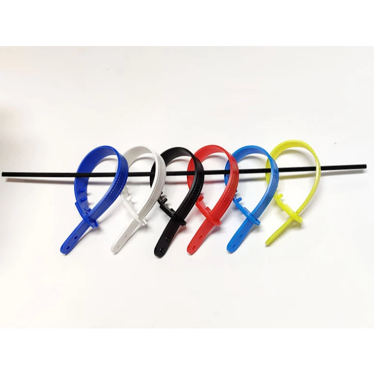 行李吊牌【黑色吊繩】 矽膠 行李箱吊牌 行李掛牌 矽膠行李吊牌 行李牌 行李箱掛牌 行李箱吊牌 旅行箱吊牌 識別掛牌 登機牌 名牌, , large