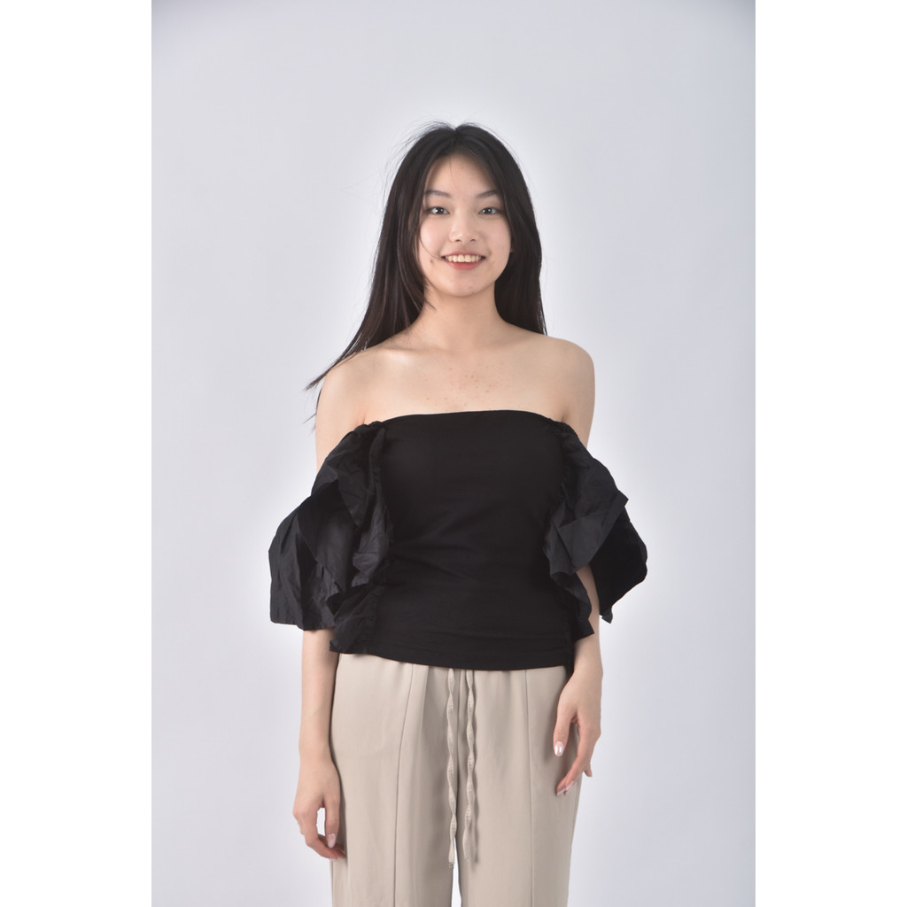 (S) stella lai質感棉質方領黑色上衣二手衣