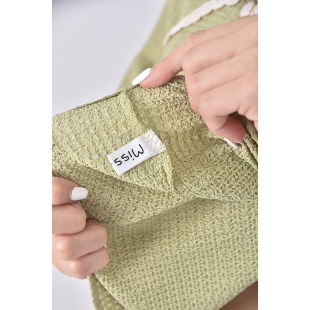 (S) miss 向日葵質感圓領綠色長袖上衣二手衣, , large