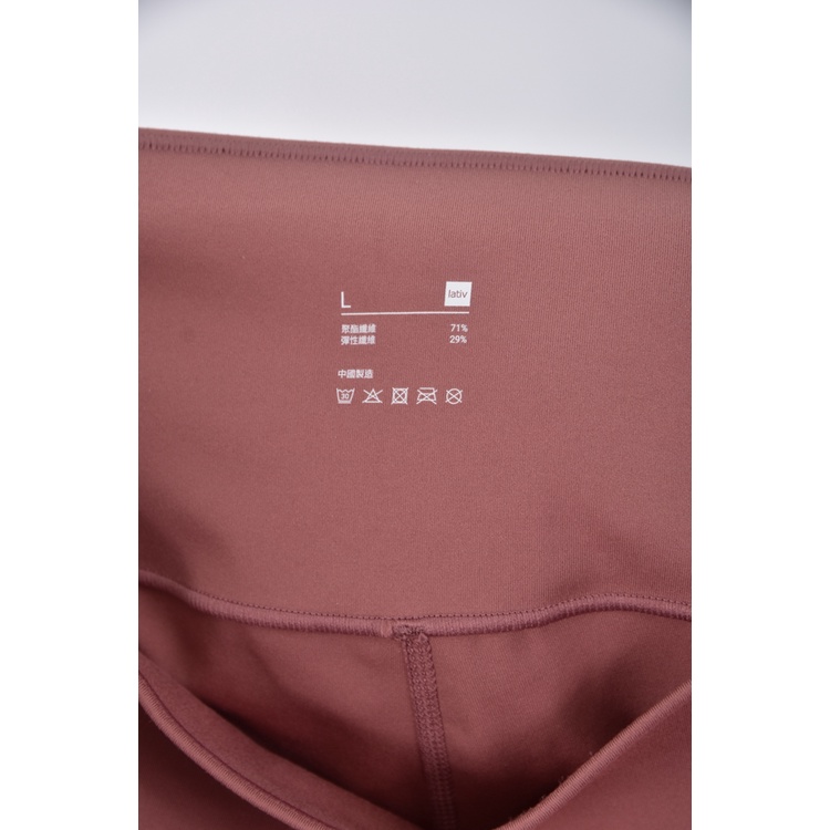 (L) lativ質感瑜珈紅色短褲二手衣, , large