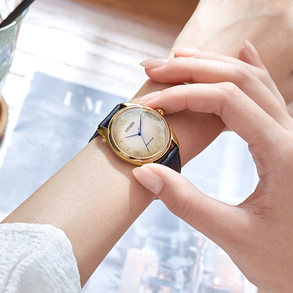 CITIZEN 星辰 L系列 光動能大三針女錶 EM1143-14Z, , large
