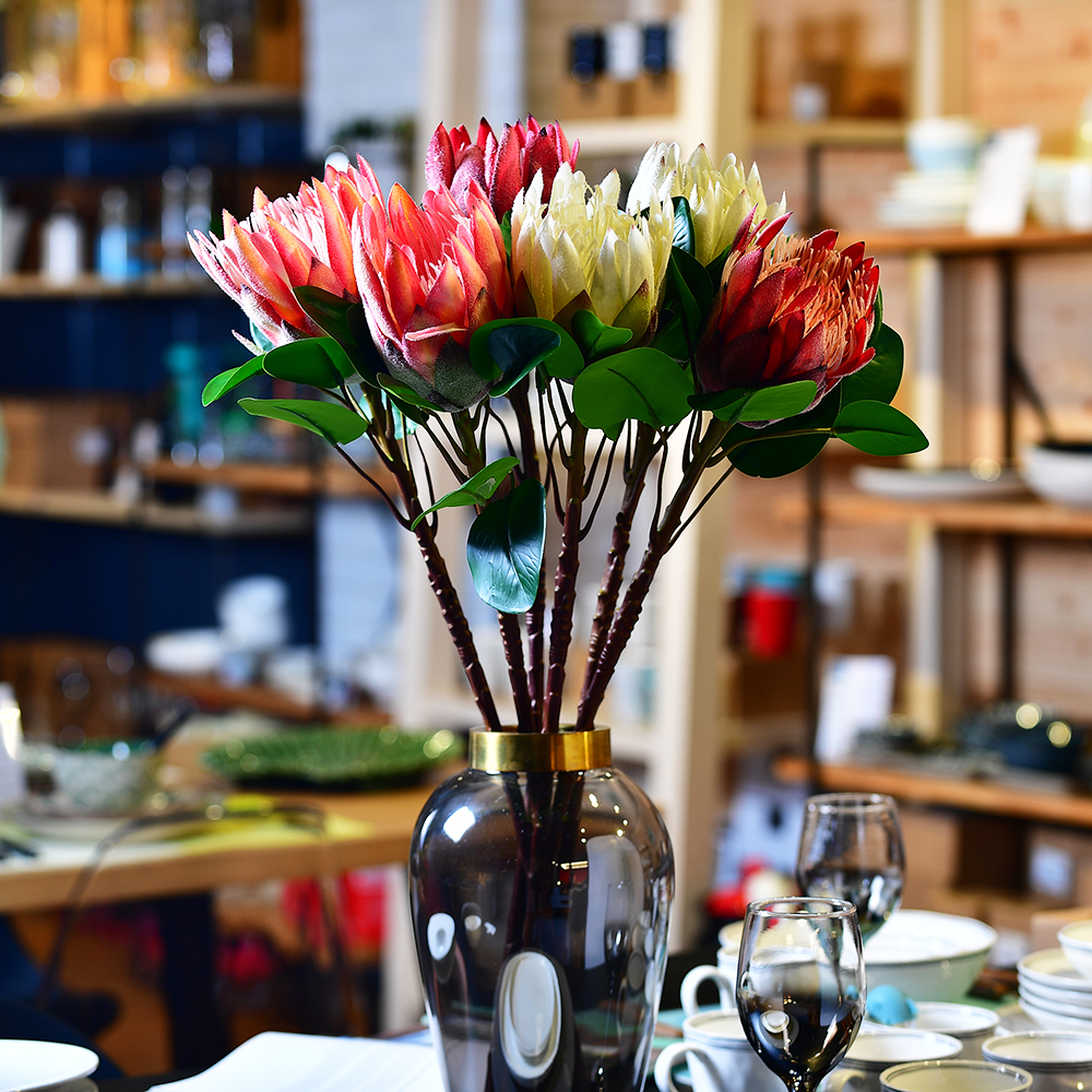 ARTFIACIAL PROTEA CYNAROIDES SPARY-WHITE, , large