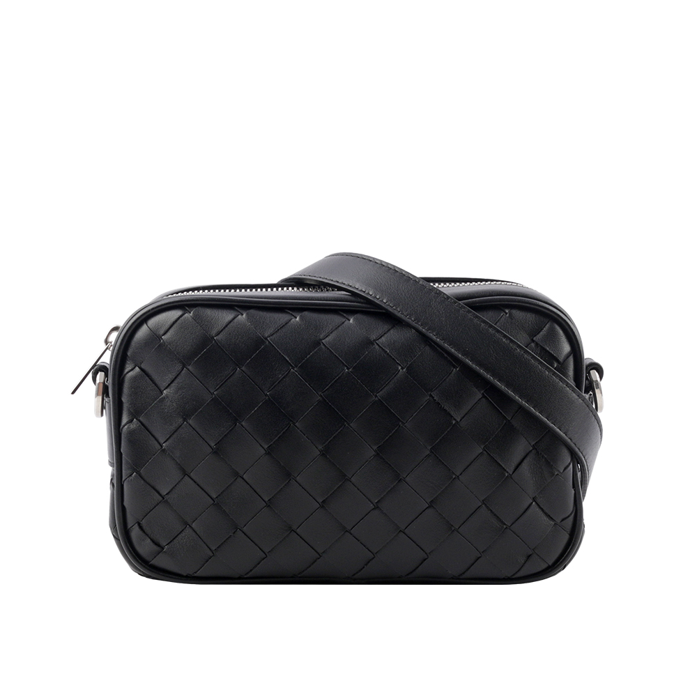 BOTTEGA VENETA Intrecciato 小牛皮編織迷你相機包/黑色, , large