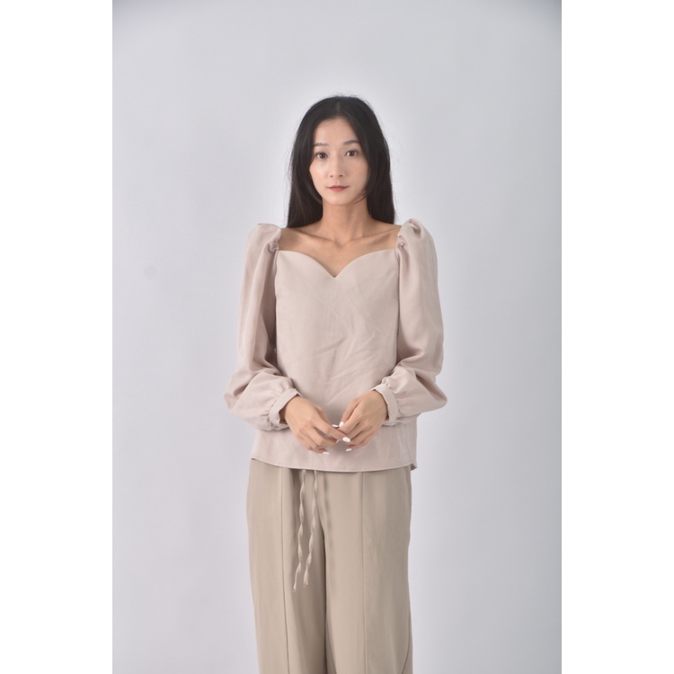 (S) double coco j韓牌低胸杏色長袖上衣二手衣, , large