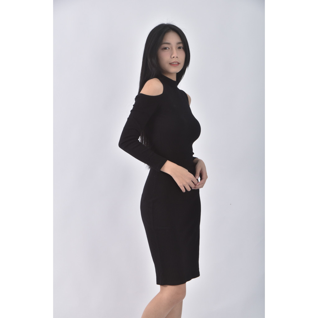 (S) forever21質感挖肩黑色洋裝二手衣, , large
