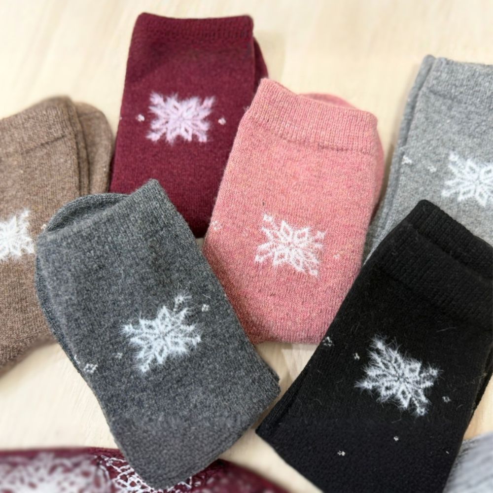 [Kaimi Cotton] 6-Pair Set &ndash; Random Colors &ndash; Winter Essential (Women&rsquo;s) Premium Thermal Wool Socks &ndash; Cold-Proof / Warm / Long Winter Socks &ndash; Snowflake Design, , large